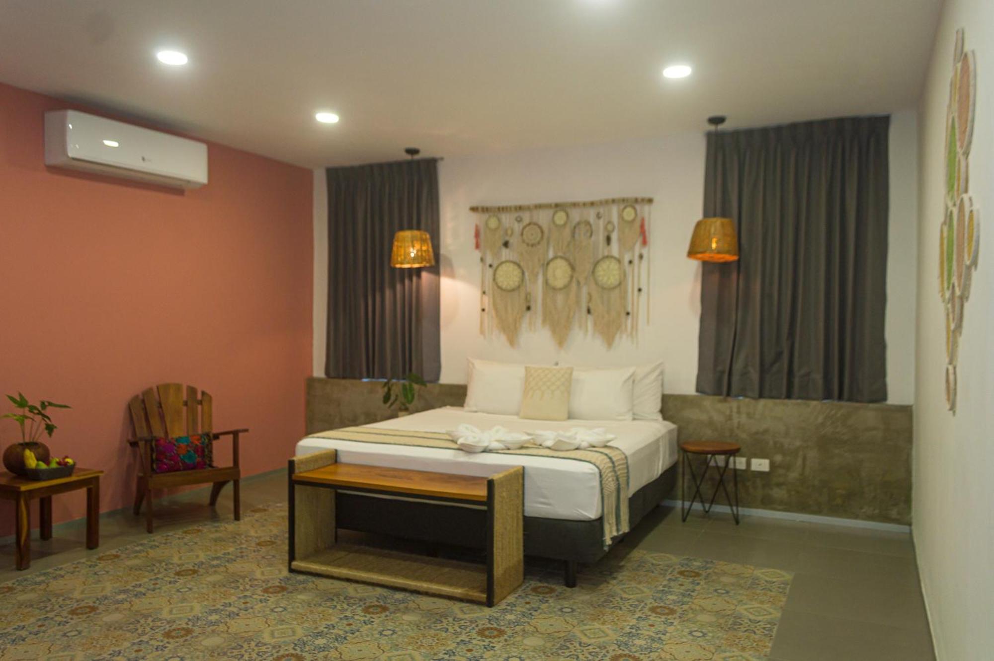 Hotel Boutique Casa Xaan バリャドリッド エクステリア 写真